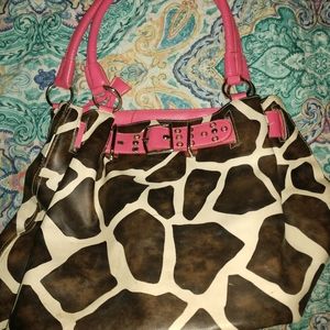 Giraffe handbag
